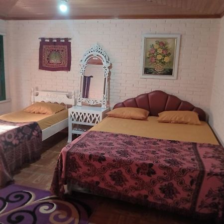 Villa Sentebale Bogor Extérieur photo