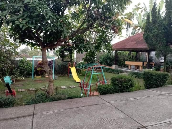 Villa Sentebale Bogor Extérieur photo